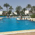 Residencial Primavera Апартаменты *