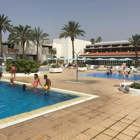 Residencial Primavera Appartement *