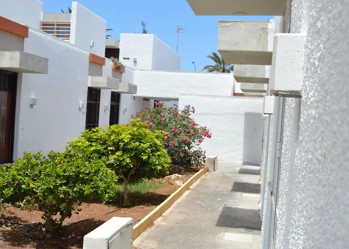 Residencial Primavera アパート *